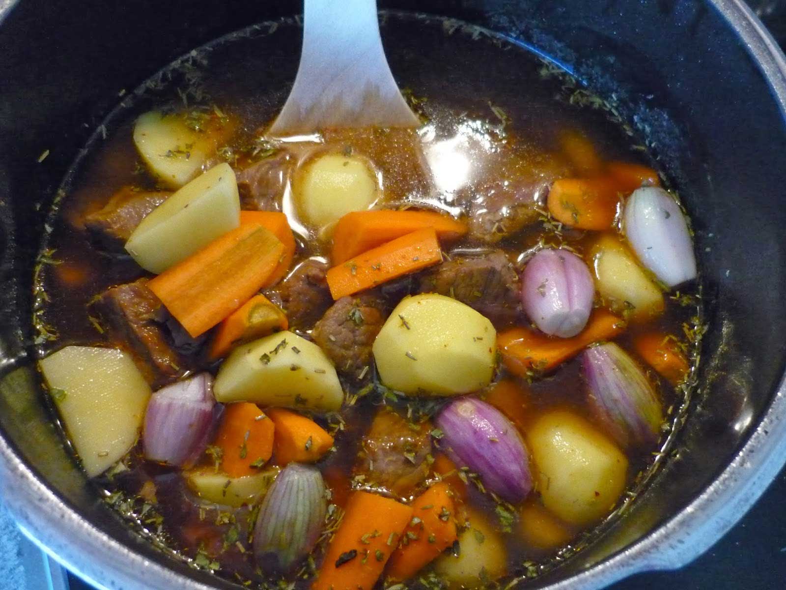 Fleisch mit Gemüse - Sebzeli Et Haşlama