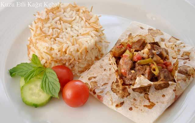 Kebab in Backpapier - Kağıt Kebabı