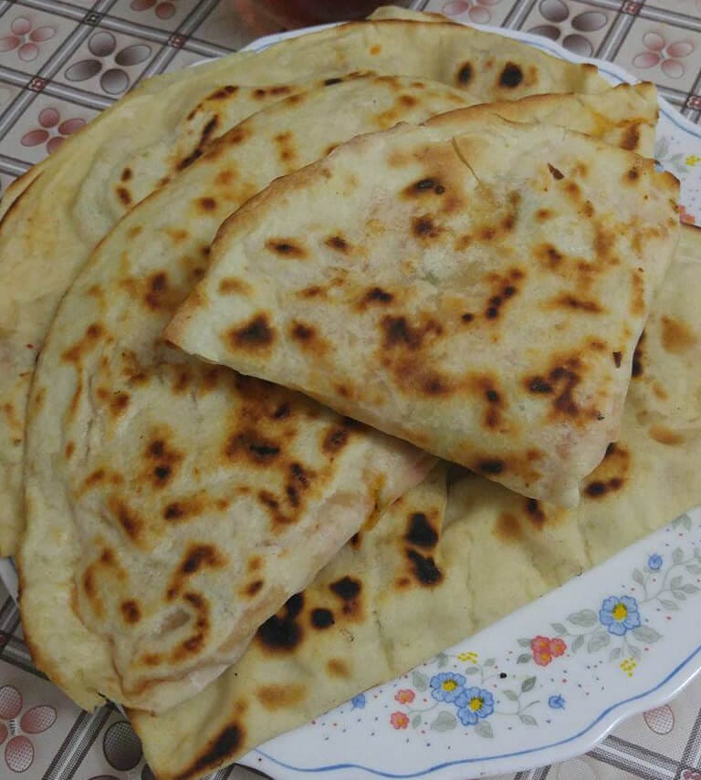 Türkischer Pfannkuchen mit Käse - Peynirli Gözleme