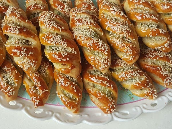 Türkische Börek - Çizik Poğaça