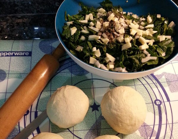 Gebäck mit Spinat - Ispanaklı Çörek