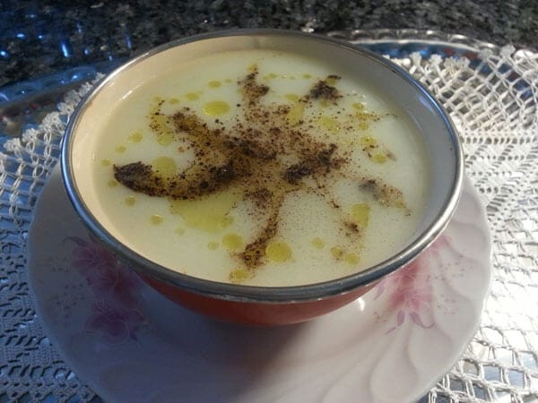 Hühnersuppe - Tavuk Suyu Çorbası