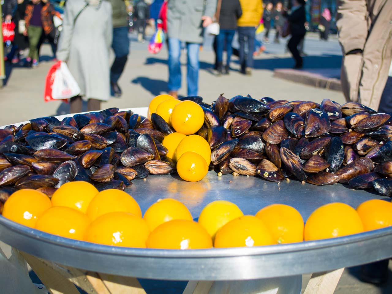 Street Food Istanbul Midye Dolma Gefüllte Miesmuscheln